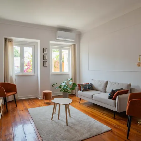 Sunny 3-bedroom Sao Bento