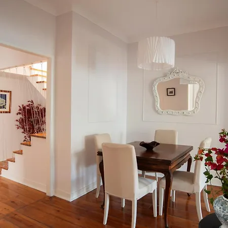 Sunny 3-bedroom Sao Bento Lejlighed *