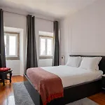 Sunny 3-bedroom Sao Bento