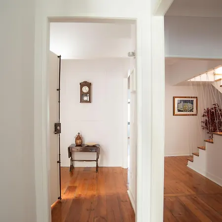 Sunny 3-bedroom Sao Bento * Lizbona